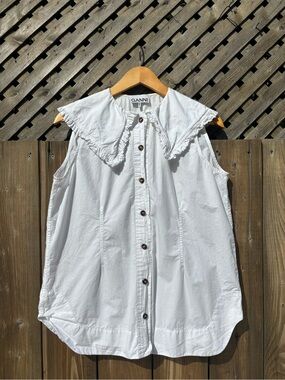 Ganni White Sleeveless Button-Front Top with Ruffle Collar Detail